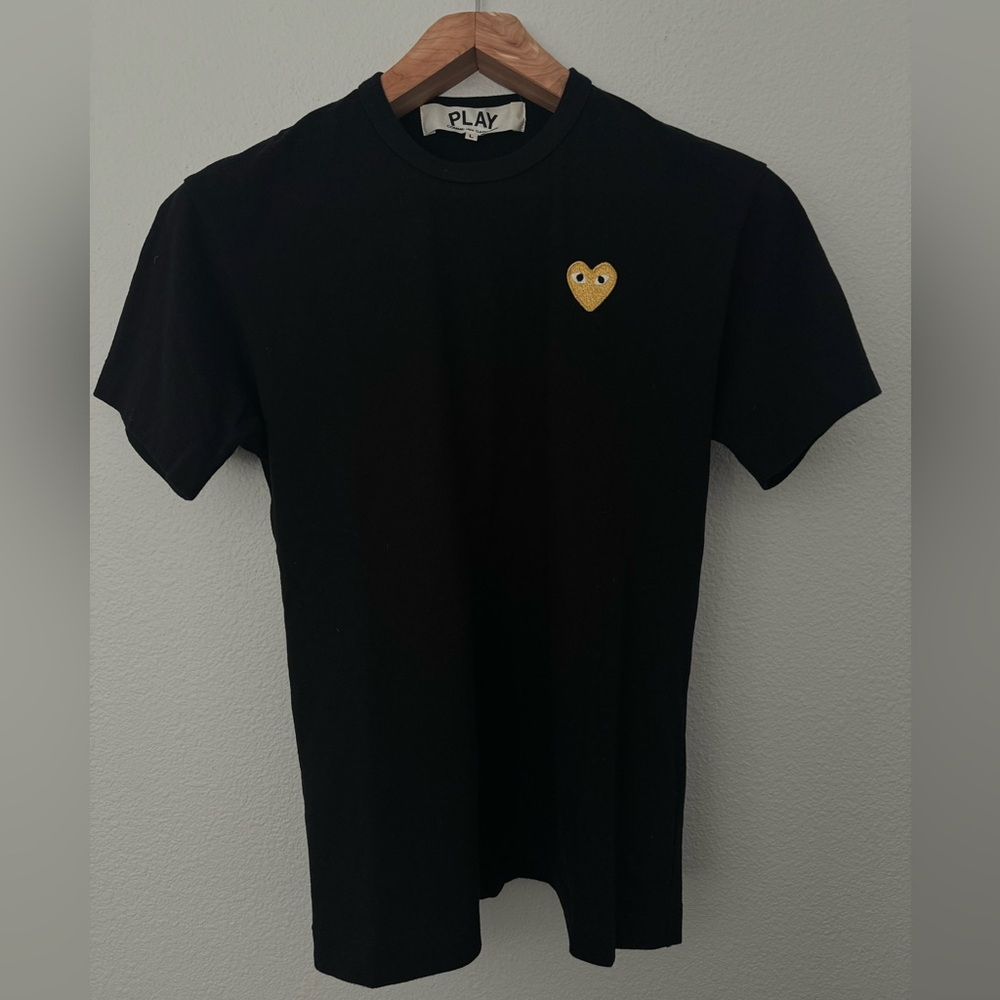 PLAY Commes des Garcons Black Tee with Gold Logo